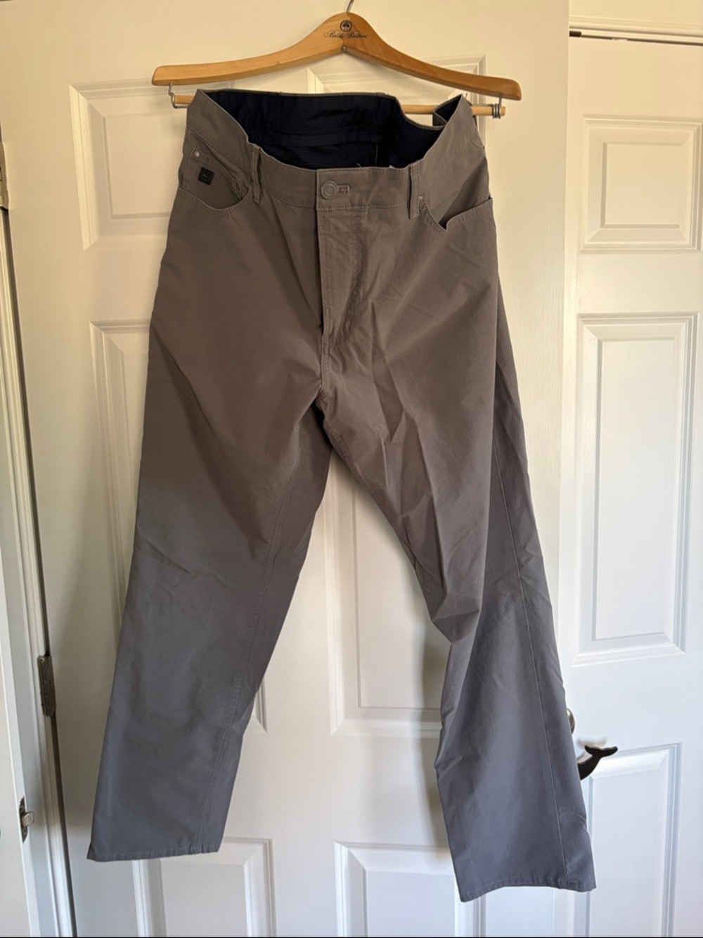 Vineyard Vines Men's Gray Chino Pants
